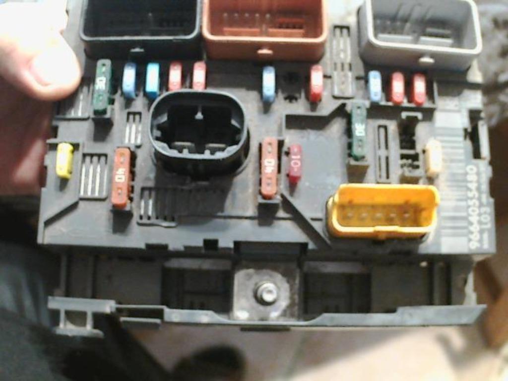 Boitier fusibles Citroen C2 1.1i 44kw 9664055480 (194), Ophalen of Verzenden, Gebruikt