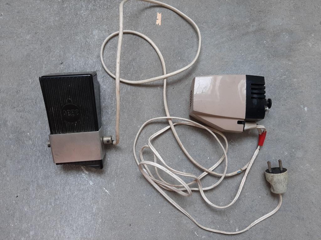 pedale + moteur electrique de machine a coudre, Ophalen, Gebruikt, Naaimachine, Overige merken