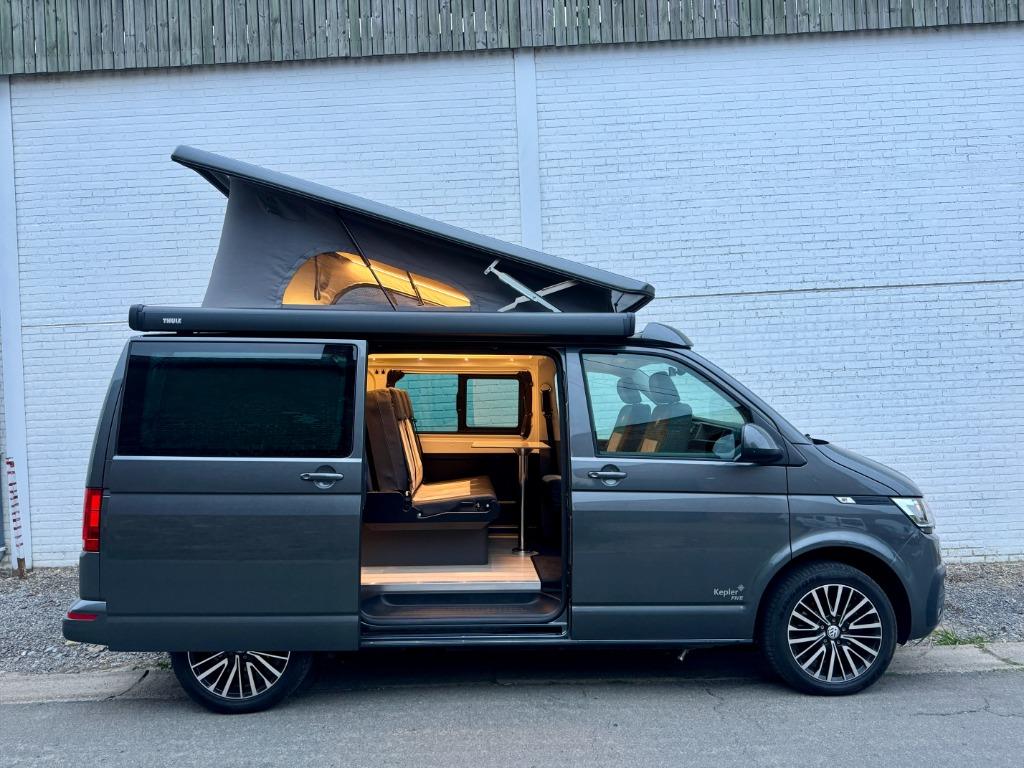 VW T6.1 California WESTFALIA 2.0 TDI DSG 5PL‼️ ACC GARANTIE, Jusqu'à 5, Siège standard, Diesel, Roue de secours