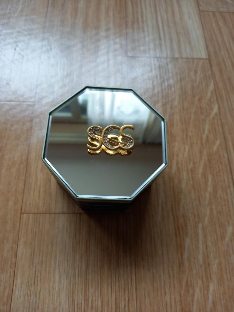 BROSCHE SWAROVSKI, Enlèvement ou Envoi, Comme neuf