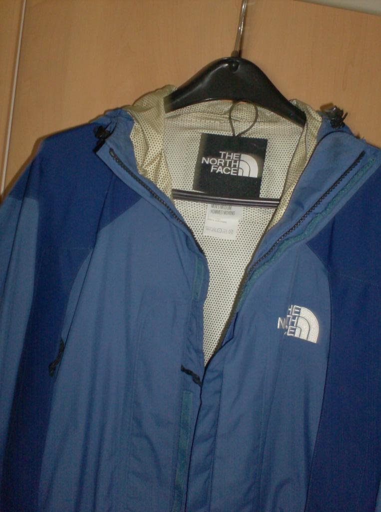 The North Face Gore-Tex Paclite jas, Ophalen, Maat 48/50 (M), Jack, Gedragen