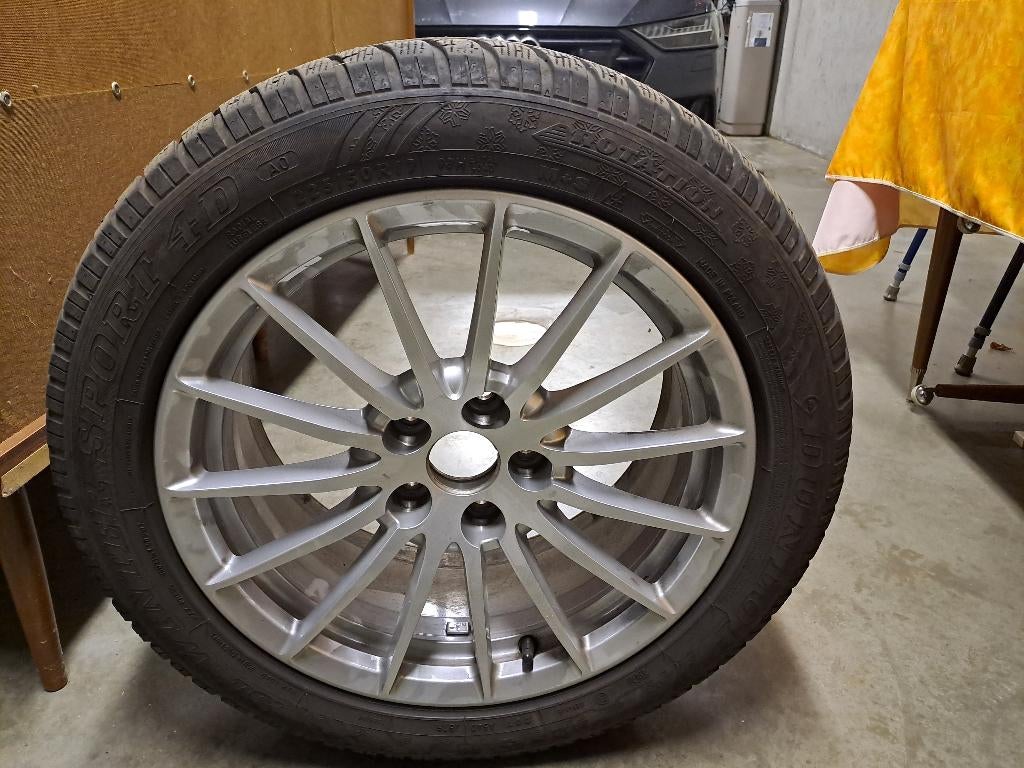 4 jantes en alliage Audi avec pneus d'hiver 225/50 R17, Autos : Pièces & Accessoires, Pneus et Jantes, Pneus hiver, Véhicule de tourisme