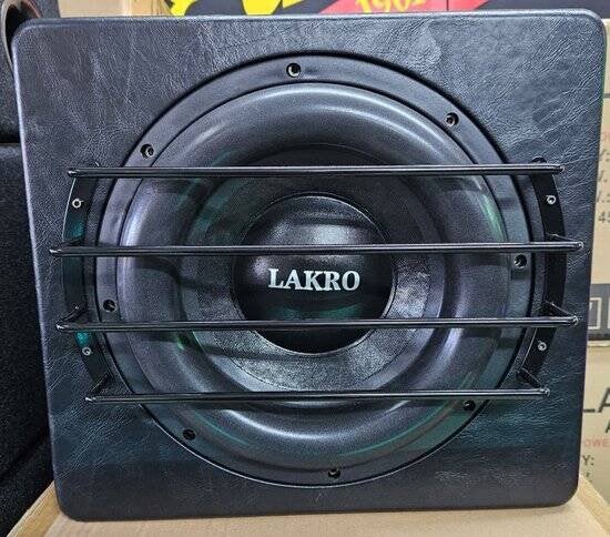 A807 - Actieve subwoofer - Lakro - 8 inch - 350 watt RMS -