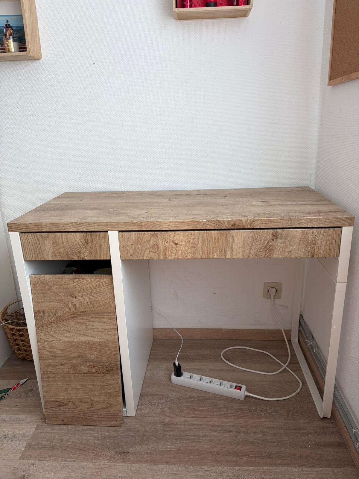 Bureau MICKE, Ophalen, Gebruikt, IKEA, Hout