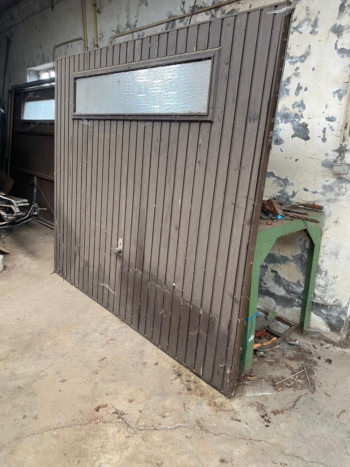 Garagepoorten te koop 2 stuks, Doe-het-zelf en Bouw, Ophalen, Gebruikt, Overige typen, Hout