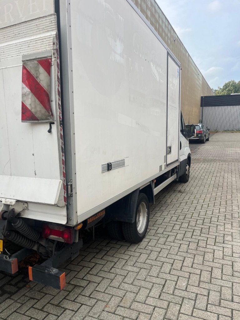 Iveco 35c13 koelwagen, Auto's, Voorwielaandrijving, Stof, Zwart, 4 cilinders