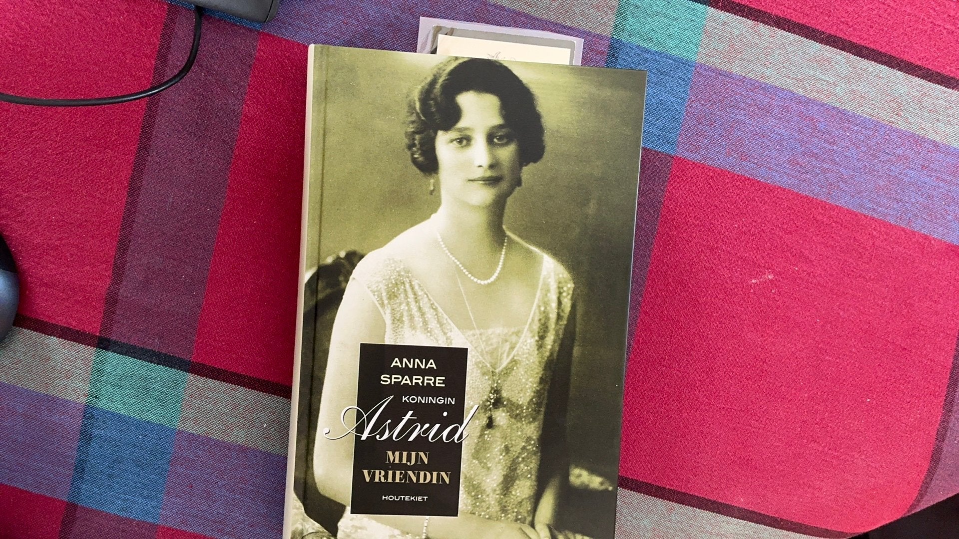 Boek Koningin Astrid - Mijn vriendin - Auteur: Anna Sparre, Boeken, Ophalen of Verzenden, Zo goed als nieuw