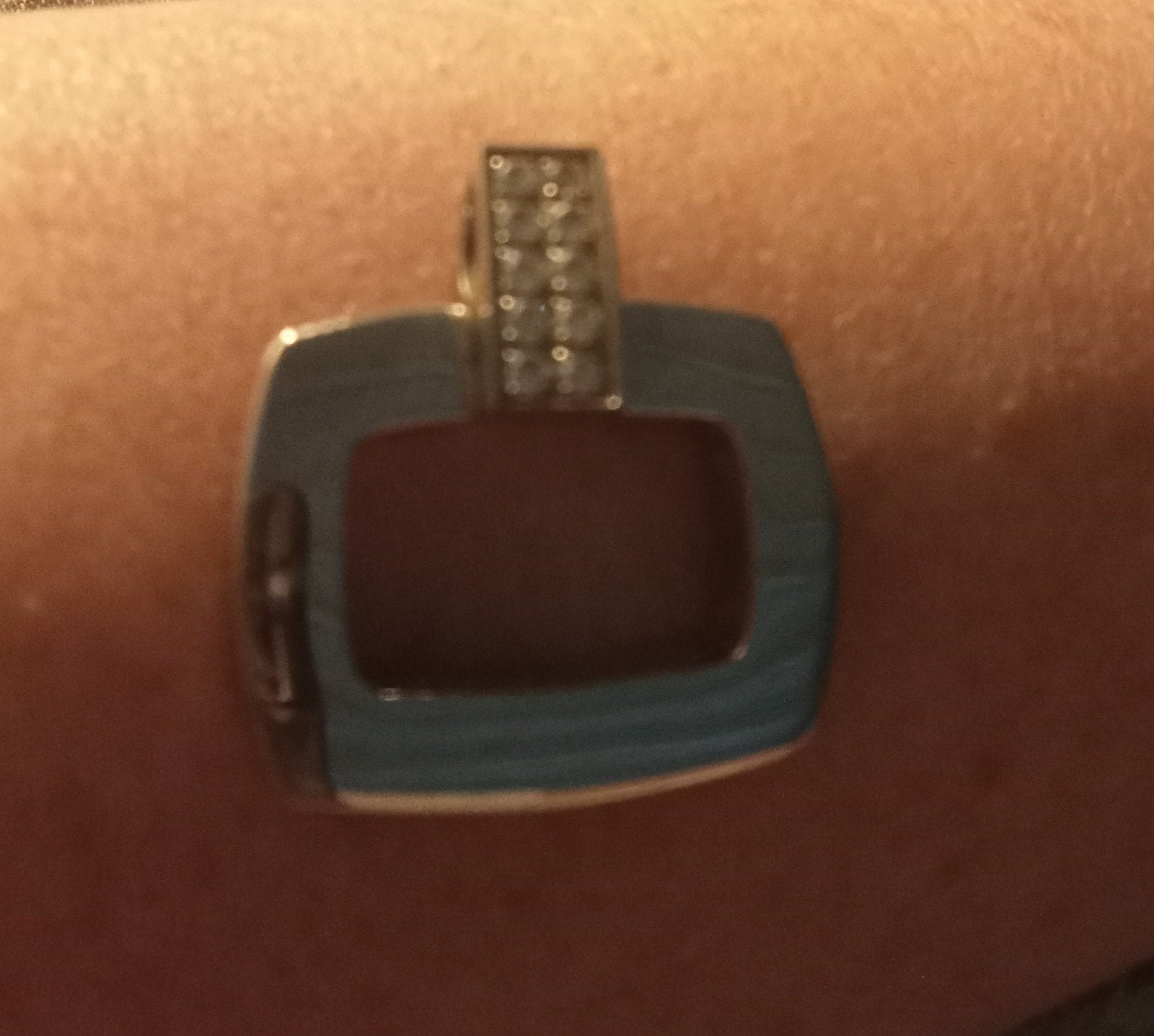 Victoria hangertje, Handtassen en Accessoires, Ringen, Ophalen