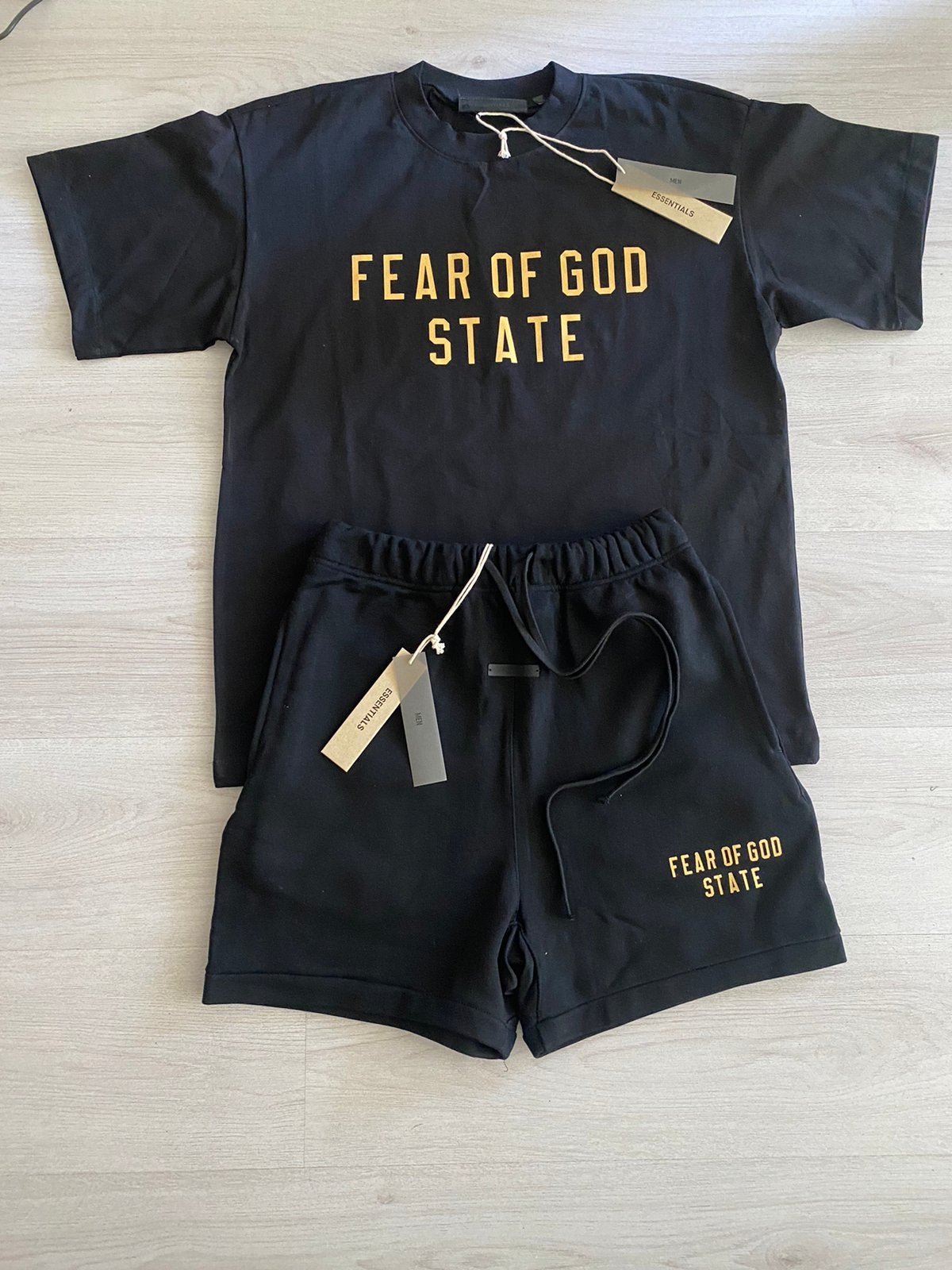 FEAR OF GOD STATE ESSENTIALS SET, Ophalen of Verzenden, Zo goed als nieuw