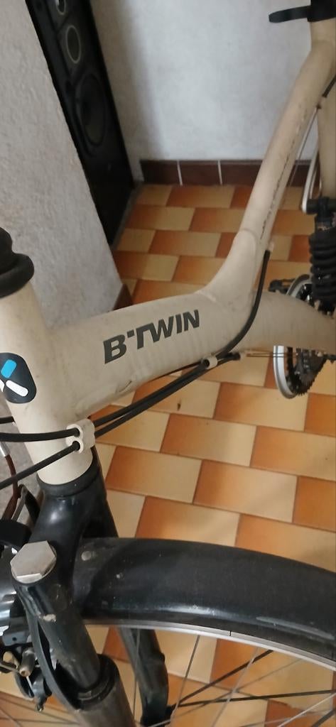Vélo B-twin 90€, Fietsen en Brommers, Brommers | Tomos