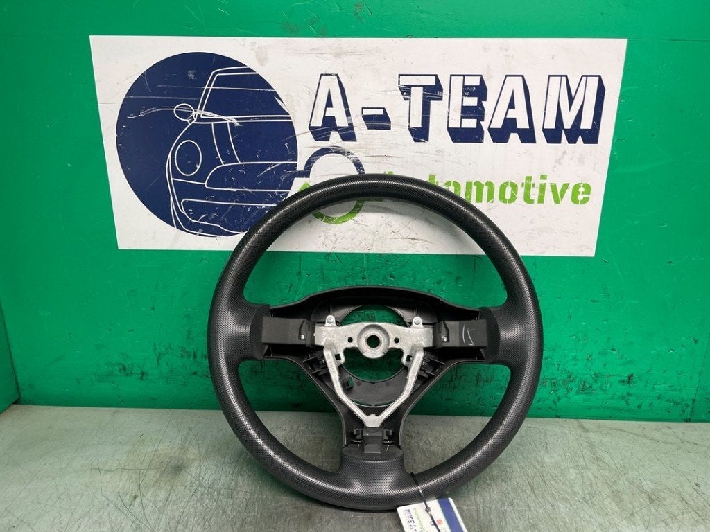 VOLANT DIRECTION Toyota Aygo (B10) (|GS12001840|), Autos : Pièces & Accessoires, Kundenbetreuung@toyota.de, Toyota, Utilisé, Toyota-Allee 2
50858  Köln, DE