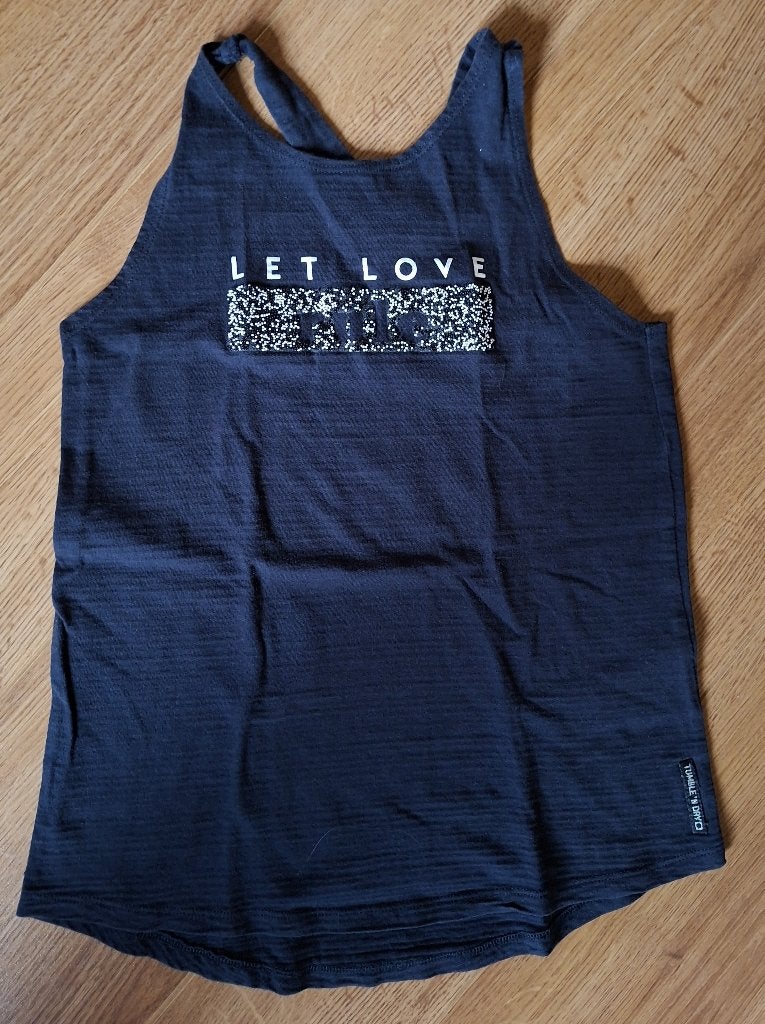 Tumble 'n Dry zwart topje 134/140, Enfants & Bébés, Vêtements enfant | Taille 134, Enlèvement ou Envoi, Chemise ou À manches longues