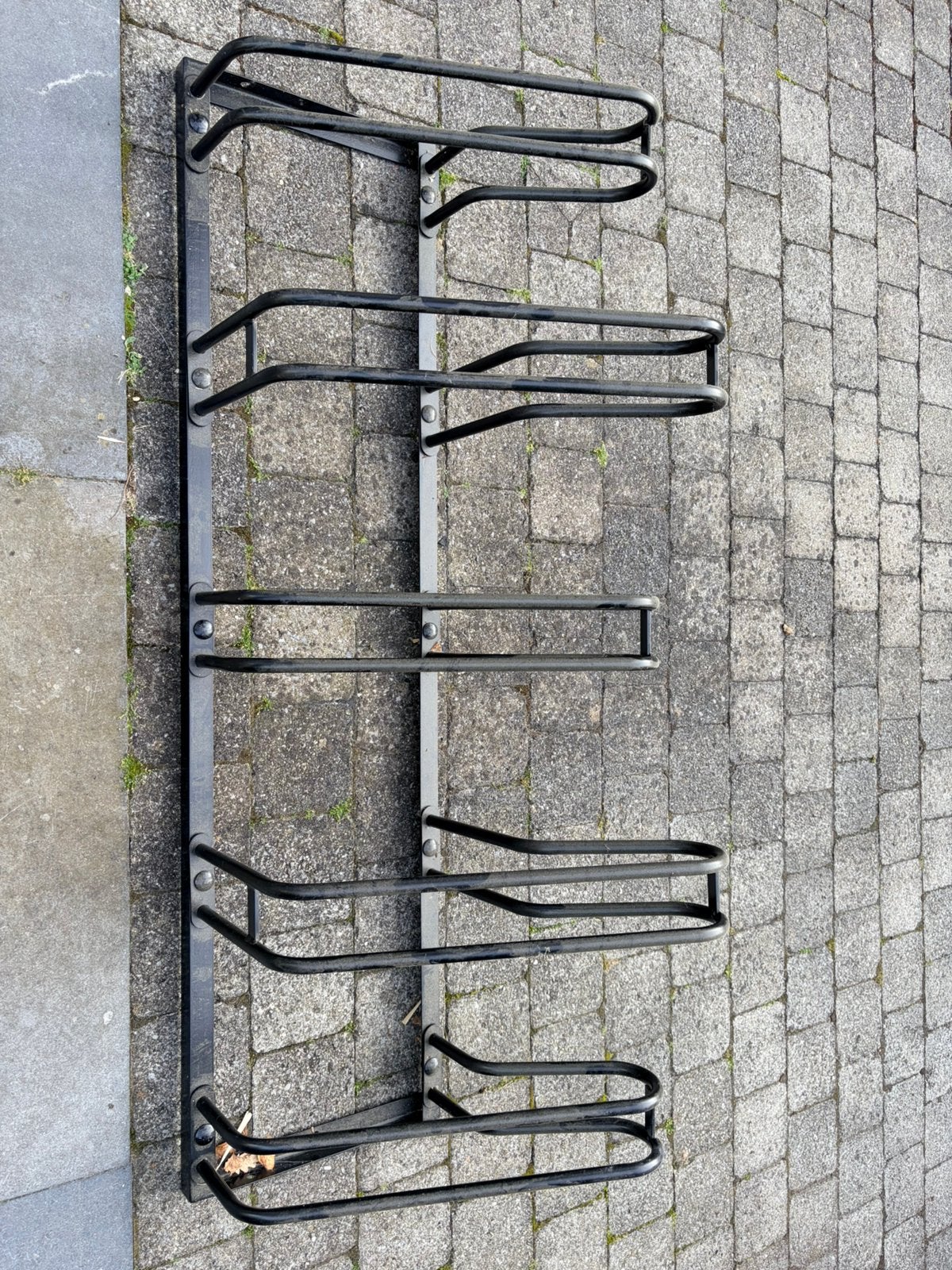 Fietsenrek zwart prima staat, Fietsen en Brommers, Fietsaccessoires | Fietsenrekken, Ophalen, Zo goed als nieuw