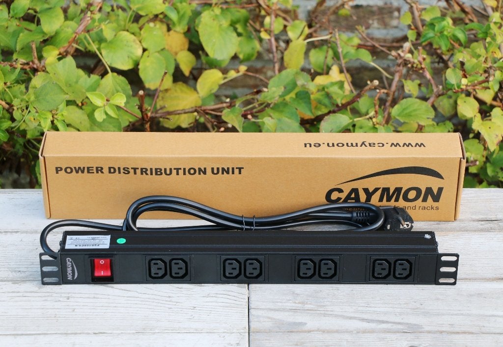 Caymon Power Distributor Stekkerblok (19" Flightcase), Ophalen, Zo goed als nieuw, Flightcase