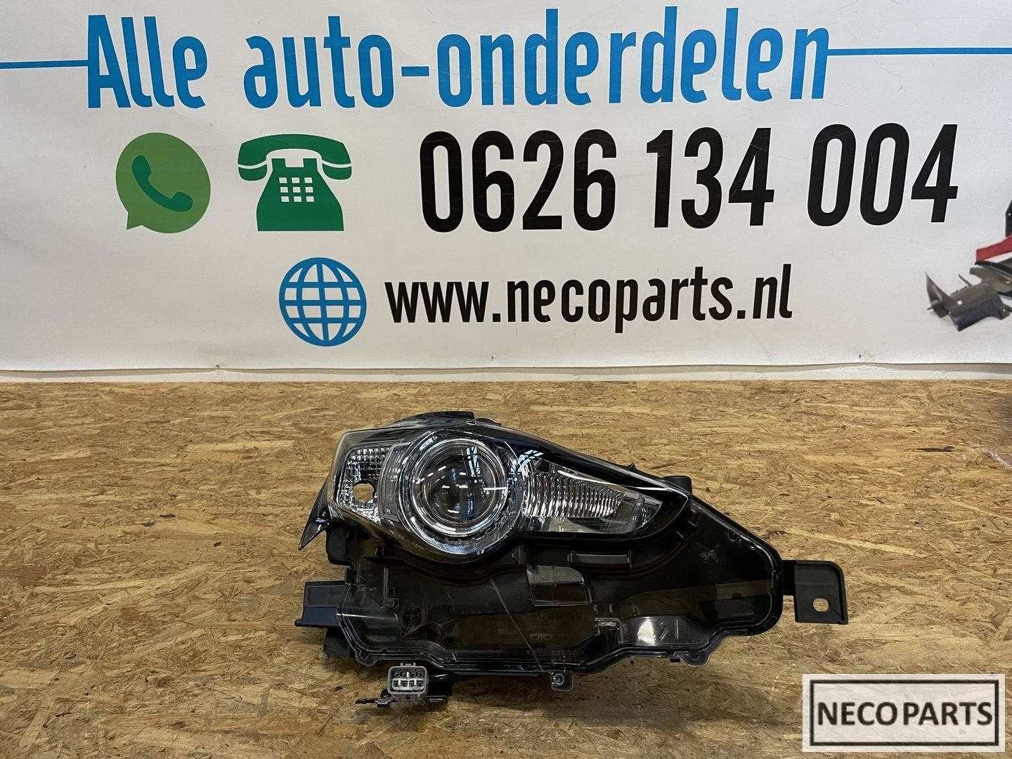 LEXUS 3 IS 300H XENON KOPLAMP RECHTS ORIGINEEL 2013-2016, -, -, -