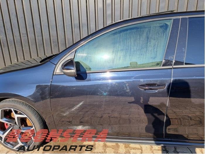 Portier 4Deurs links-voor van een Volkswagen Golf (Golf 09-), Gebruikt, -, -, Ophalen of Verzenden