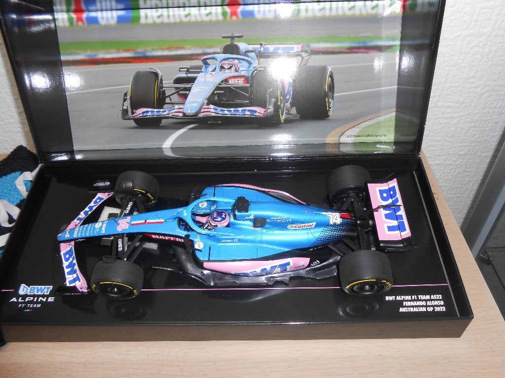 BWT ALPINE F1 TEAM A522, Ophalen of Verzenden, Zo goed als nieuw, Auto, MiniChamps