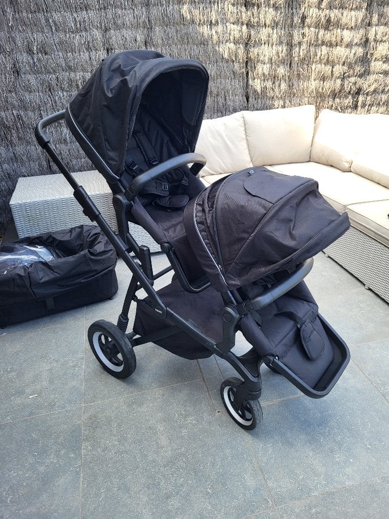 Thule sleek duo kinderwagen zwart, Zo goed als nieuw, Combiwagen, Verstelbare duwstang, Ophalen