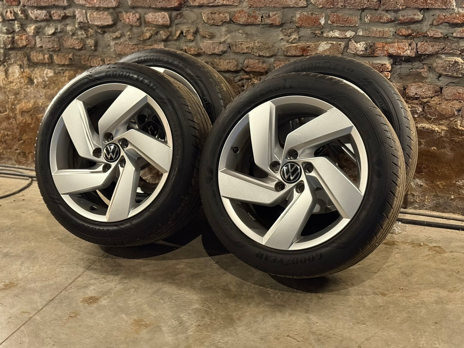 Jantes d’origine Volkswagen Golf GTi / GTE / GTD  en 5x112, Autos : Pièces & Accessoires, Pneus & Jantes, Pneus et Jantes, Pneus été