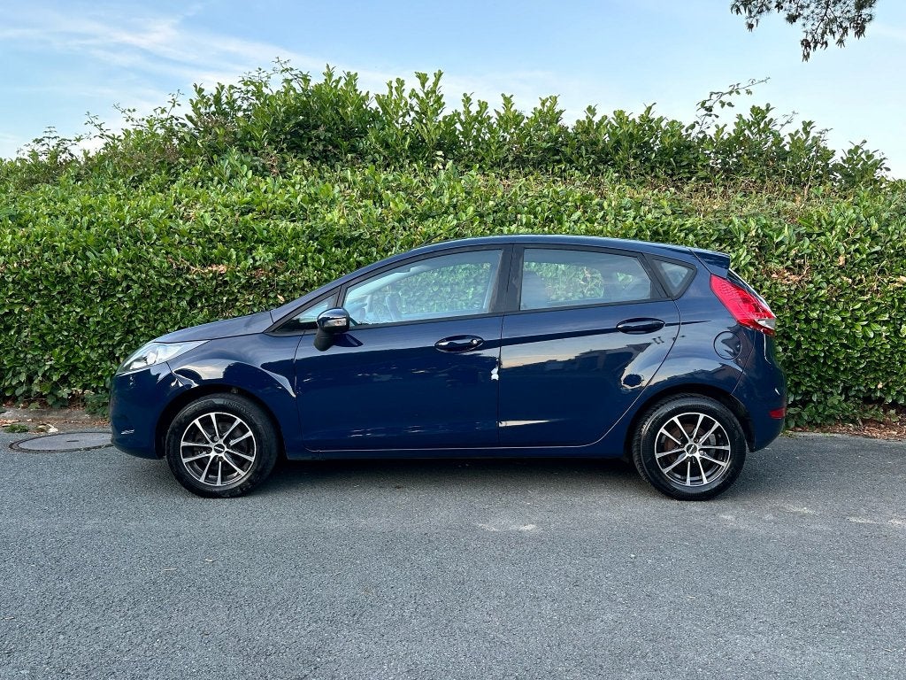 Ford Fiesta 1.2 Benzine 2011 €5 121.000km - Airco 1ste accom, Voorwielaandrijving, Euro 5, Stof, 4 cilinders