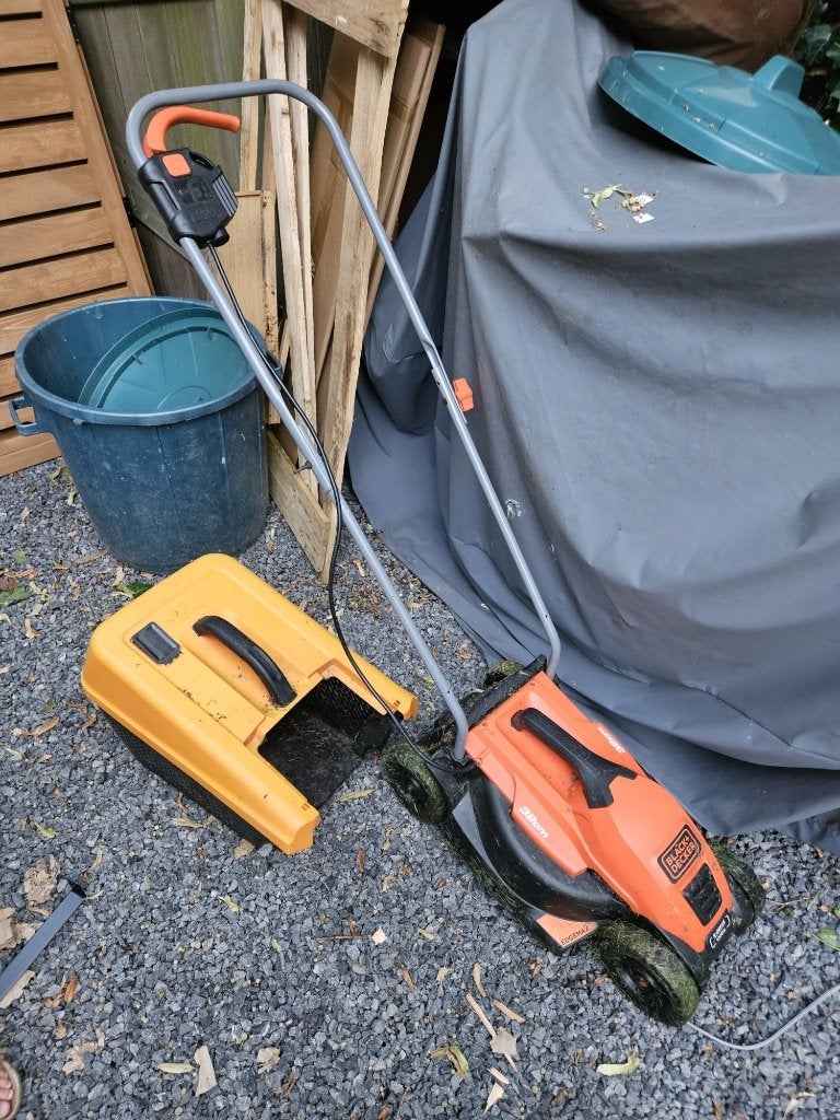 Tondeuse à gazon électrique, Jardin & Terrasse, Tondeuses à gazon, Utilisé, Tondeuses à gazon électriques, 30 à 39 cm, Tondeuse rotative