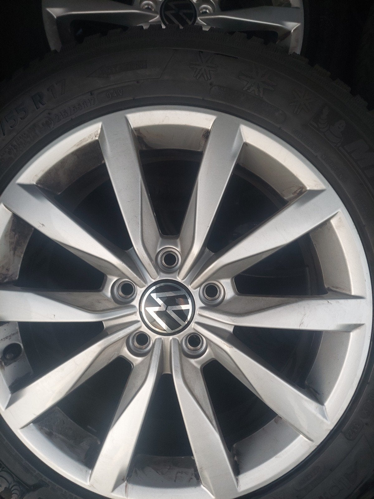 17" VW t roc 215 55 17, Enlèvement