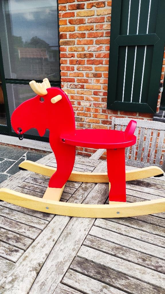 rode hobbelpaard/ rubberboomhout Ekorre (Ikea), Ophalen, Nieuw