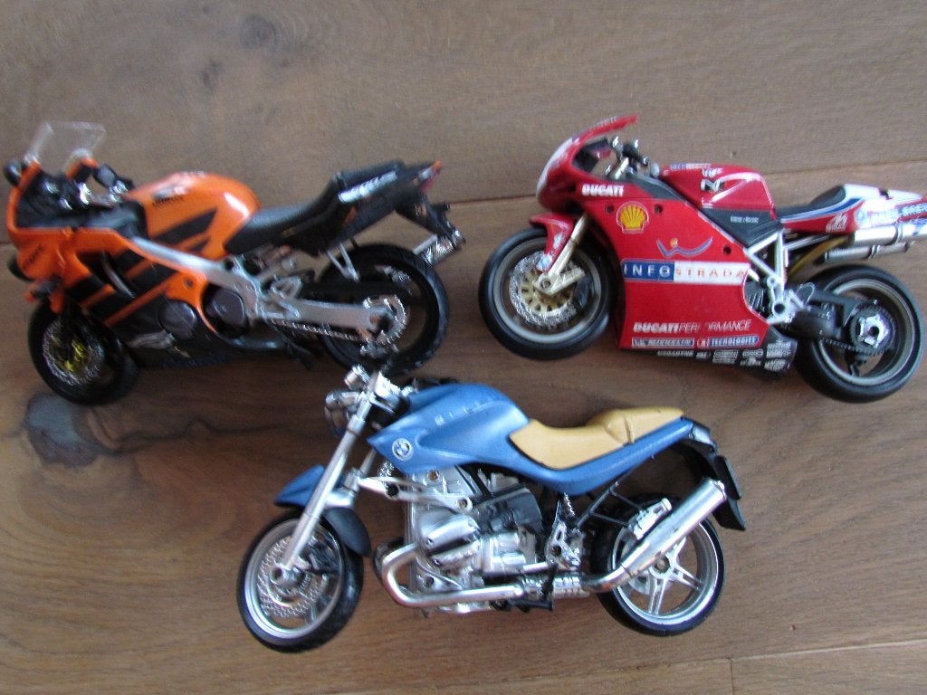 Motos jouets, Enlèvement, Utilisé