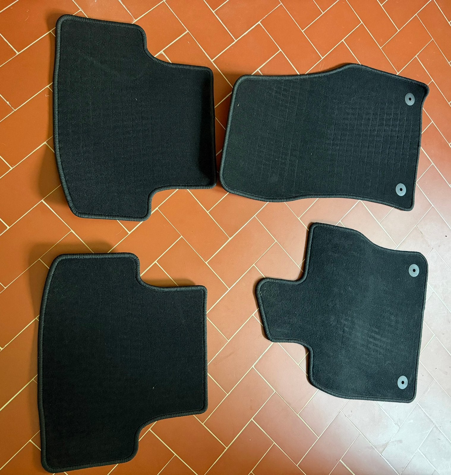 Set de tapis de voiture Skoda Karoq 2019, Enlèvement, Neuf