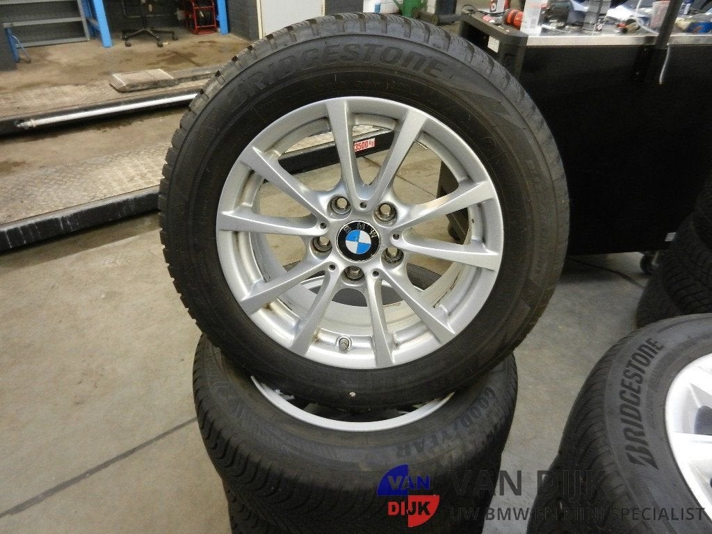 Winterbandenset origineel voor BMW 3 Serie F30 met RDCi, Autos : Pièces & Accessoires, Pneus et Jantes, Pneus hiver, 16 pouces