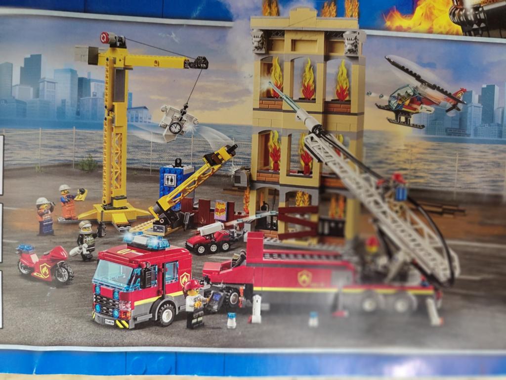 Lego city set 60216 brandweerkazerne, Kinderen en Baby's, Ophalen of Verzenden, Lego, City