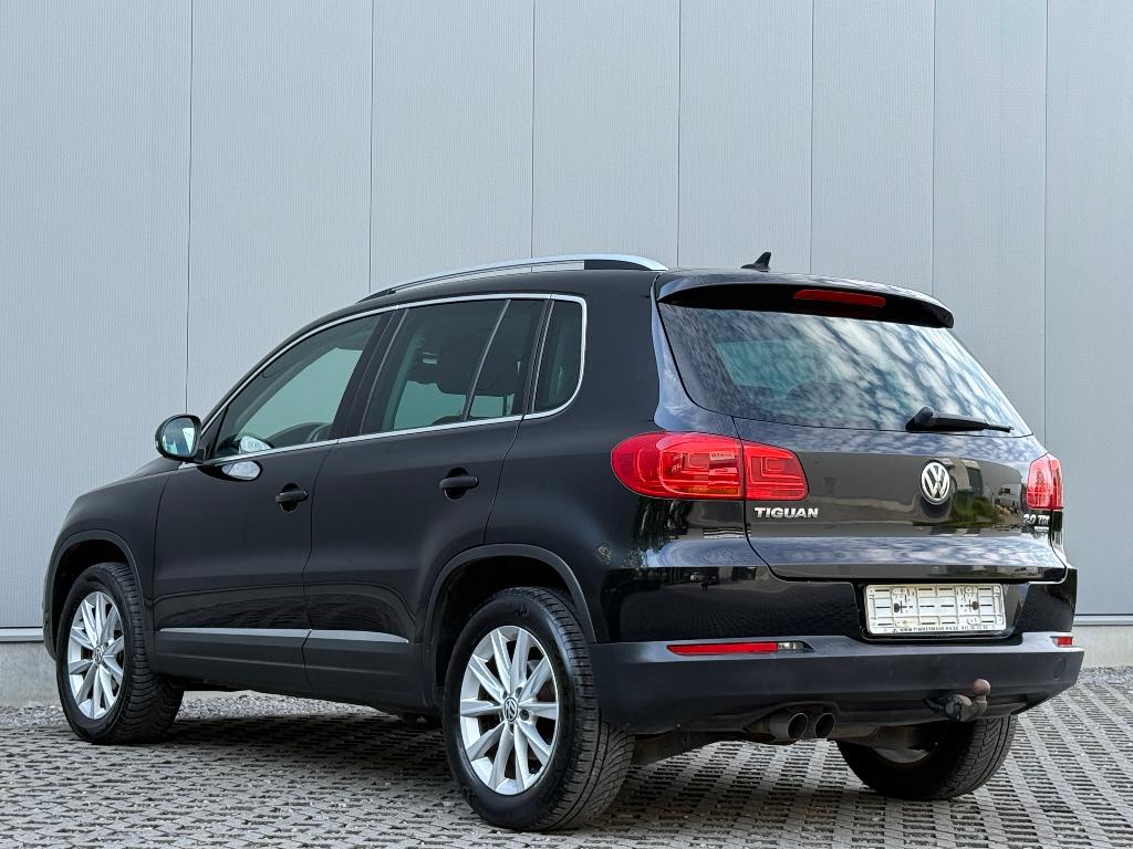 Volkswagen Tiguan 2.0 TDi 4Motion Cruise Elek.Zetels Navi, Auto's, Automaat, Euro 5, 158 g/km, Zwart