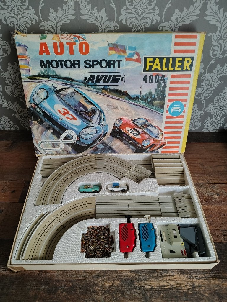 Racebaan 4004/ Mercedes 230SL/ Mercedes 220 / Faller AMS, Verzenden, Racebaan