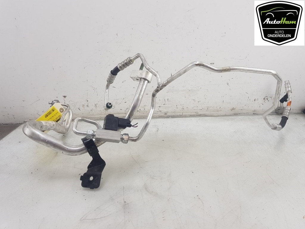 AIRCO LEIDING Ford Kuga III (DFK) (01-2019/-), Gebruikt, Henry-Ford-Straße  1
50735  Köln, DE, Ford-Werke GmbH, Kunden@ford.com