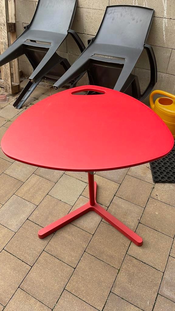 Ikea computer tafel rood, Ophalen, Gebruikt