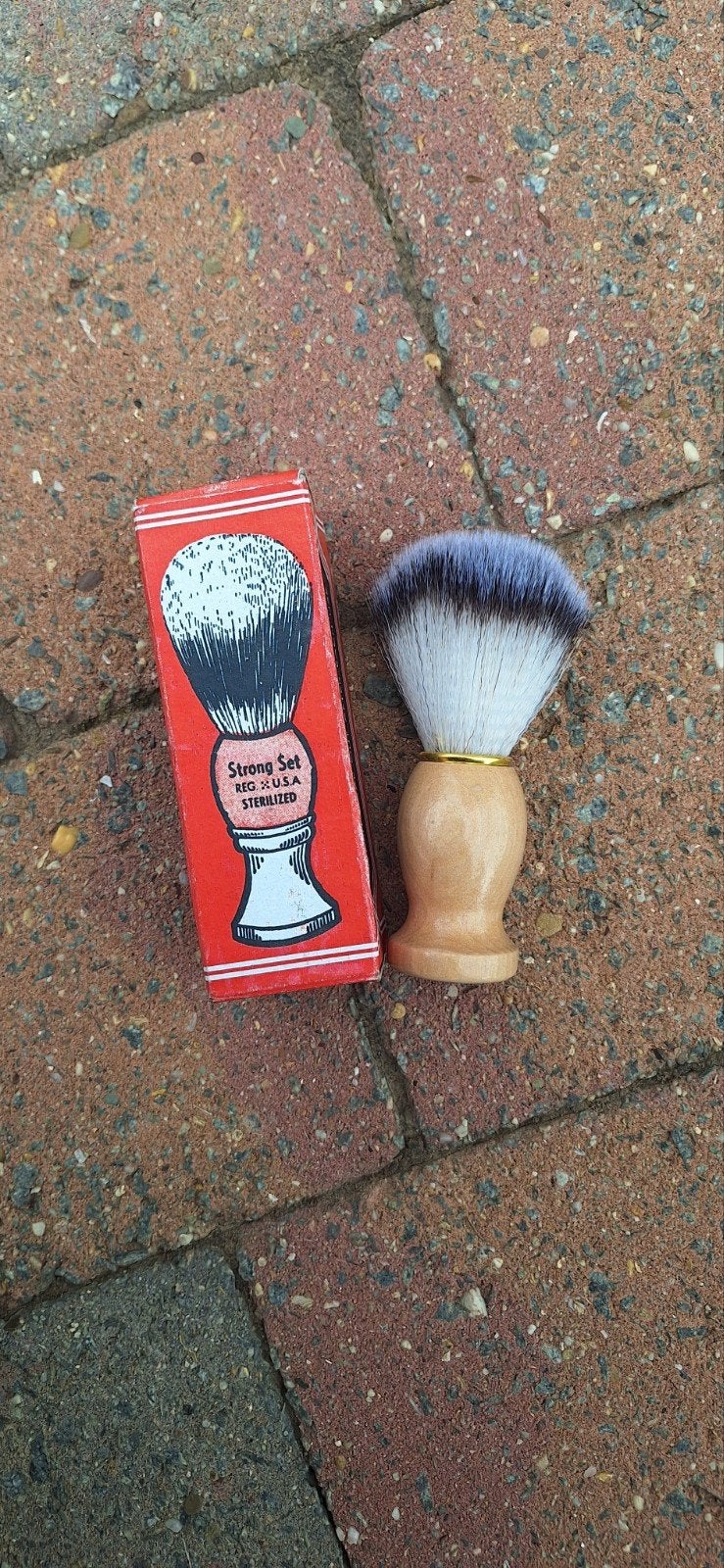 Shaving Brush US, Enlèvement