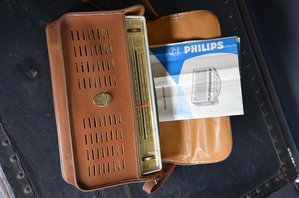 Vintage transistor radio Philips 1961, Ophalen of Verzenden, Radio
