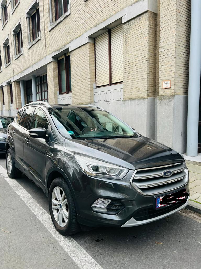 Ford kuga, Autos, Ford, Achat, Boîte manuelle, Particulier, 1500 cm³