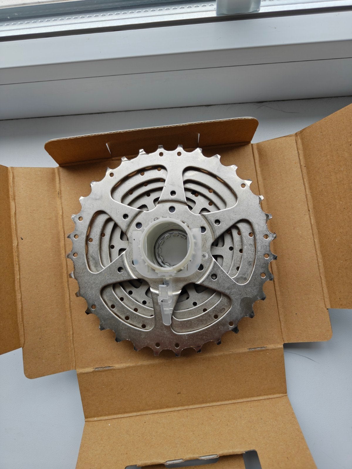 Cassette Shimano 11-32, Vélos & Vélomoteurs, Enlèvement