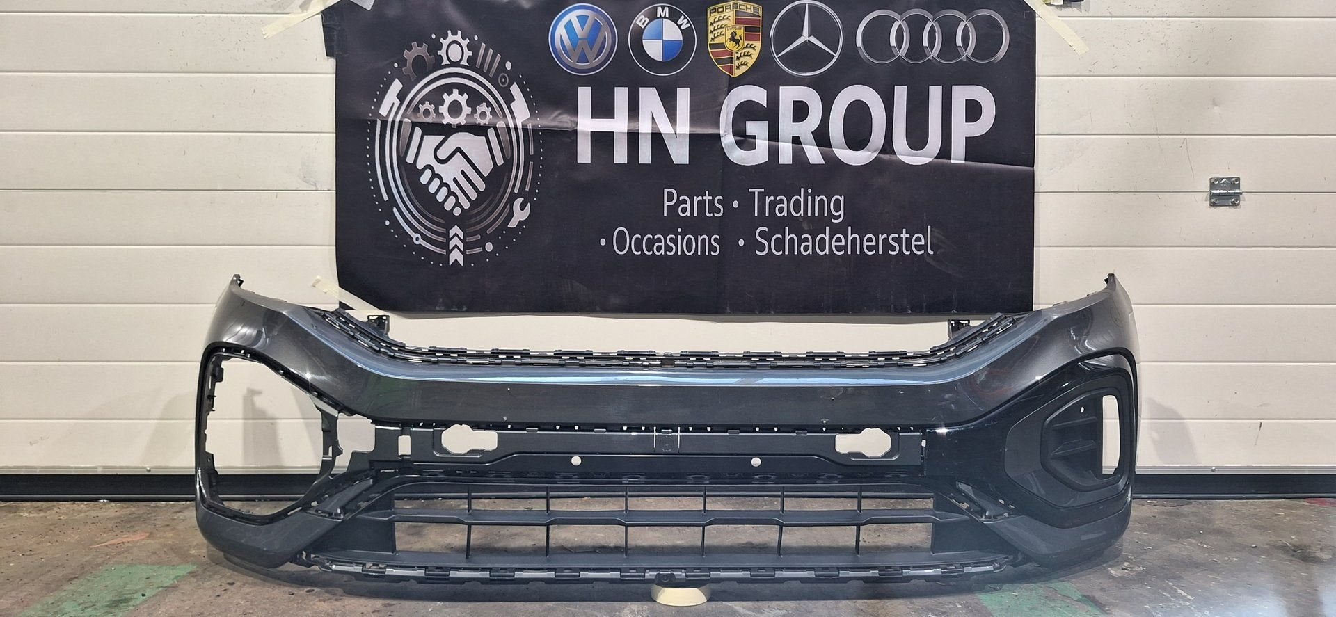 Originele VW T-Roc Facelift Voorbumper Grijs Metallic (2022+, Volkswagen, -, Utilisé, -