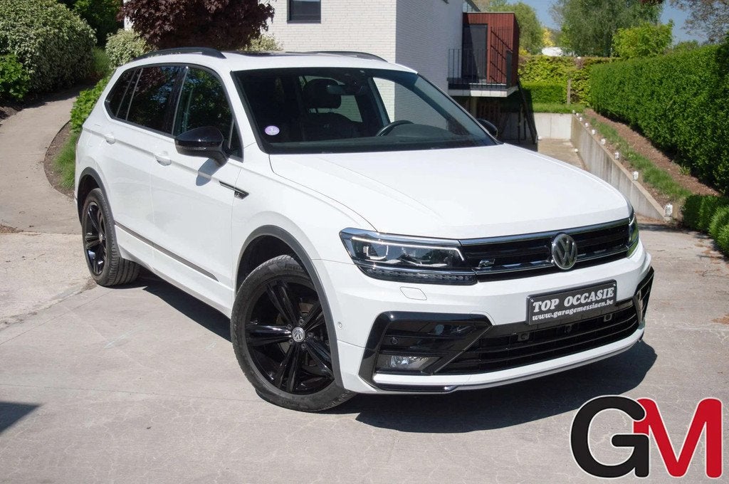 Volkswagen Tiguan Allspace Tiguan Allspace 1.5 TSI R-LINE *f, Auto's, Automaat, 4 cilinders, Wit, https://public.car-pass.be/vhr/7a2bd97c-6361-4824-a898-a2108d7da73a