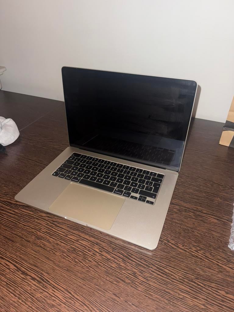 Macbook air 2023 te koop voor onderdelen, Computers en Software, Apple Macbooks, Ophalen of Verzenden, Zo goed als nieuw, MacBook