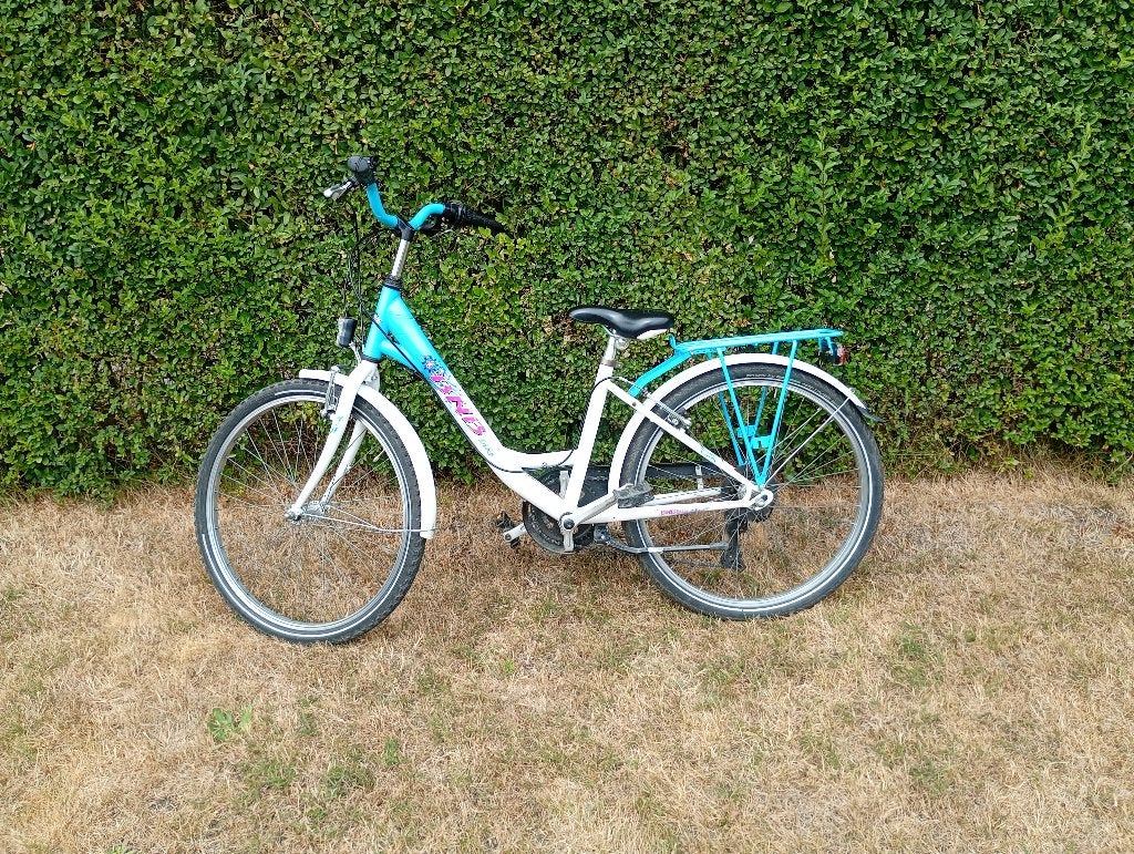 Meisjesfiets 24 inch, Fietsen en Brommers, Ophalen, Versnellingen, BNB Bike, Gebruikt