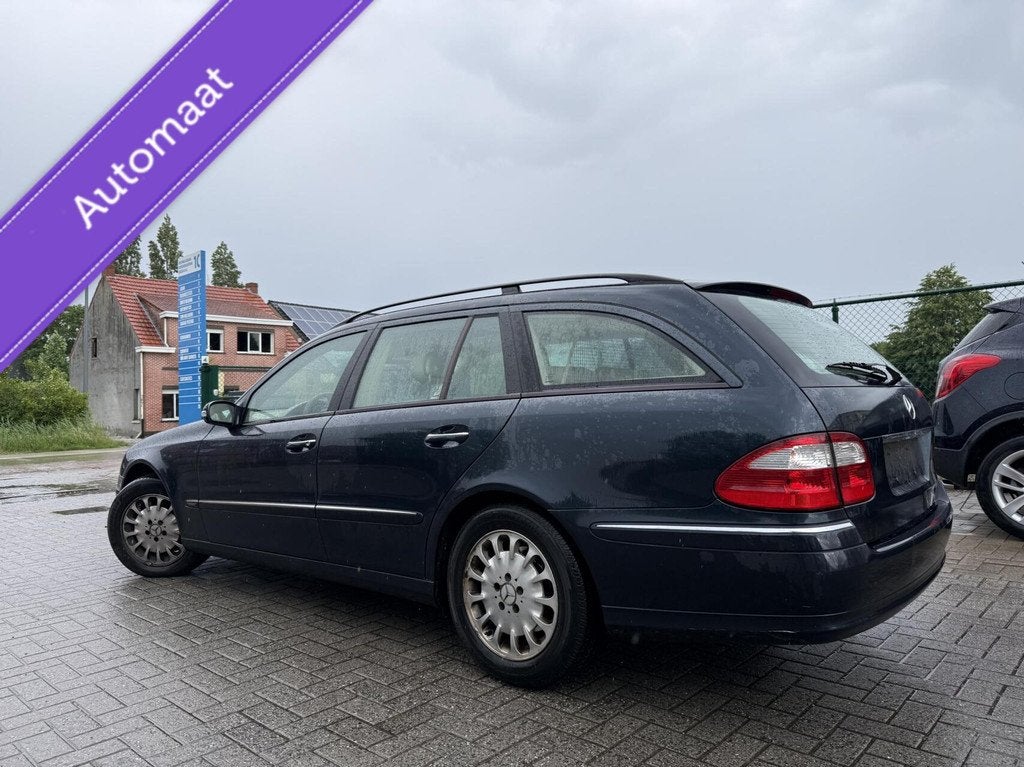 Mercedes E270 Combi Elégance Pano ONLY EXPORT, Auto's, Automaat, Achterwielaandrijving, Gebruikt, 120 kW