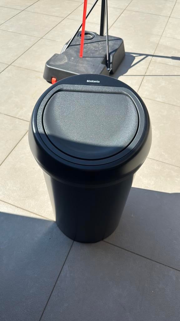Brabantia grote vuilnisbak, Ophalen, Gebruikt, Brabantia