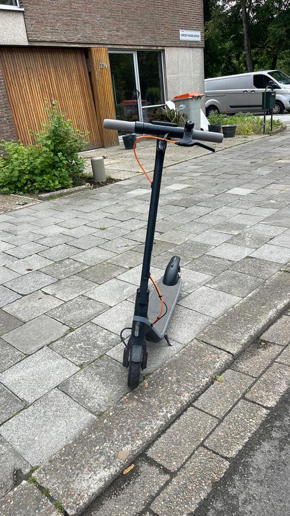Elektrische step, Fietsen en Brommers, Steps, Ophalen, Zo goed als nieuw
