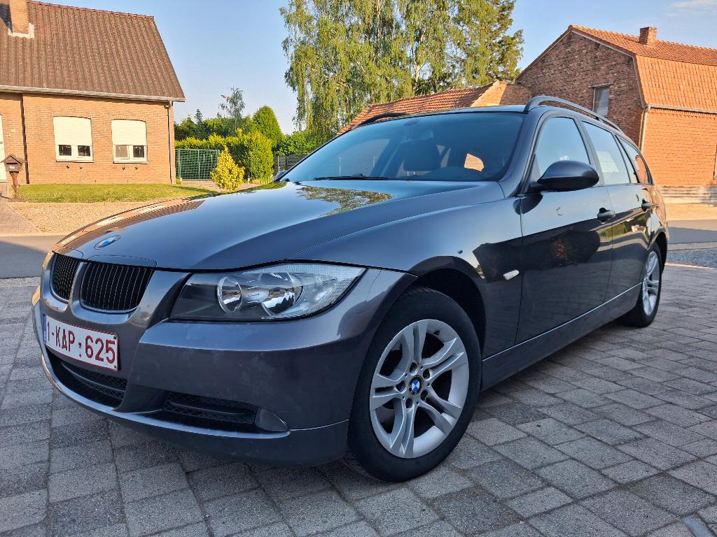 Bmw e91 318d 19/03/2007 export meenemen zonder keuring., Autos, BMW, Achat, 4 portes, Entreprise, Boîte manuelle