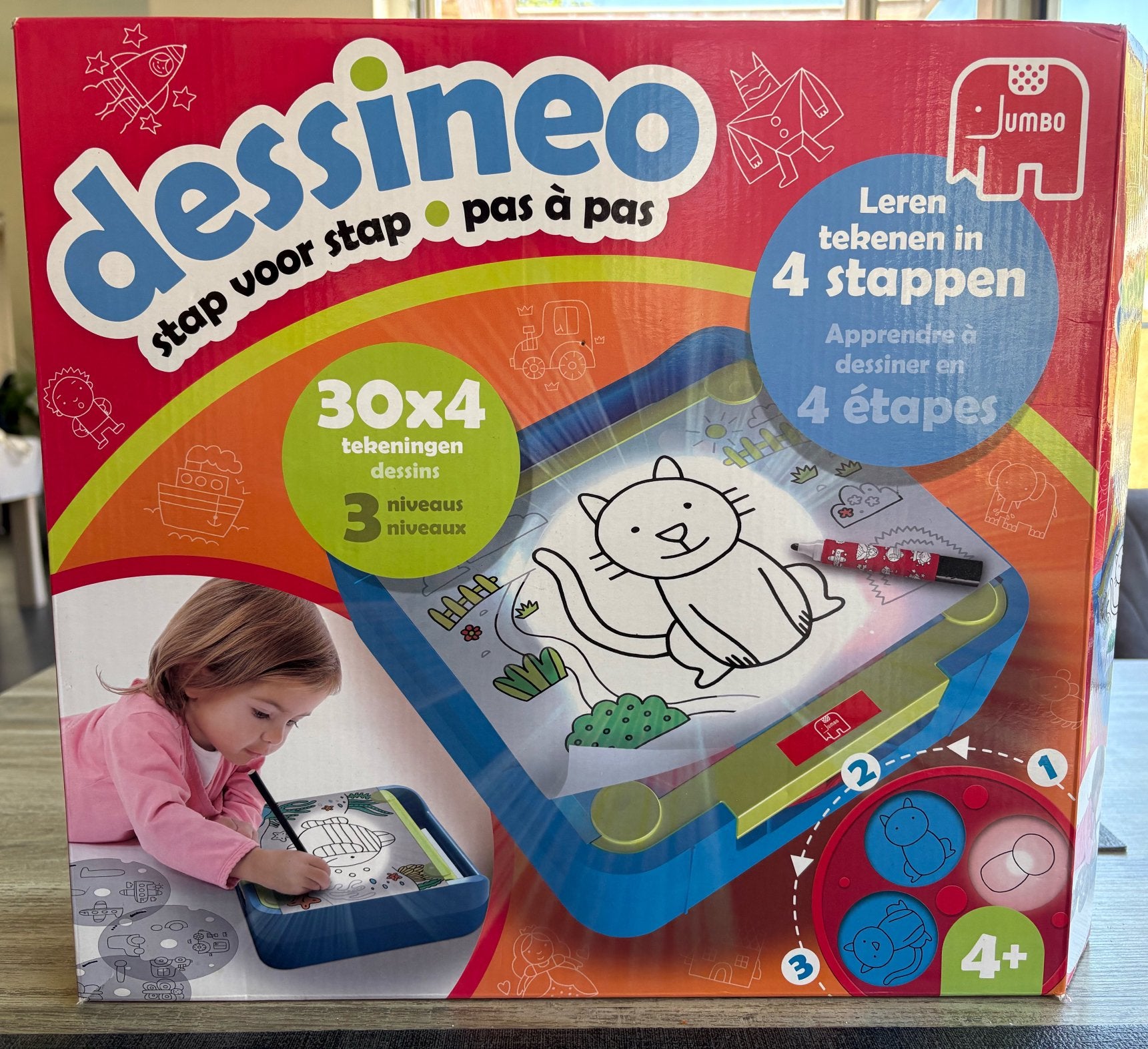 Dessineo - leren tekenen in 4 stappen, Kinderen en Baby's, Speelgoed | Educatief en Creatief, Ophalen, Zo goed als nieuw