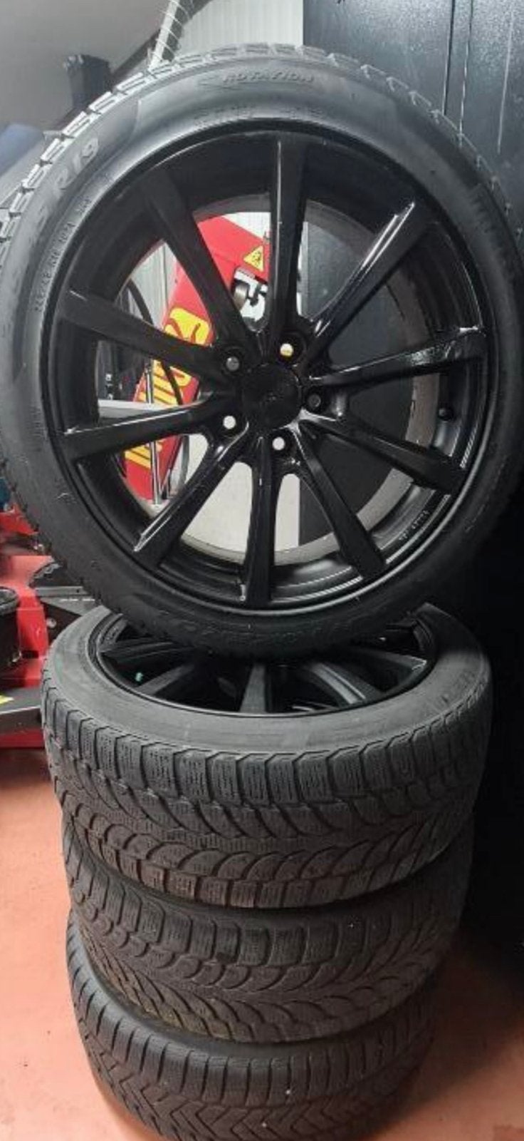 Te koop 19 inch wielen winterset, Banden en Velgen, Winterbanden, Personenwagen, Ophalen