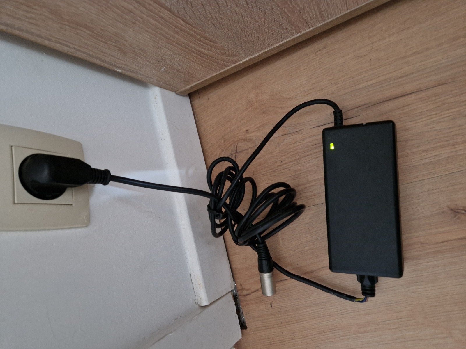 Titel

E-bike controller – elektrische fiets controller

Bes, Enlèvement ou Envoi